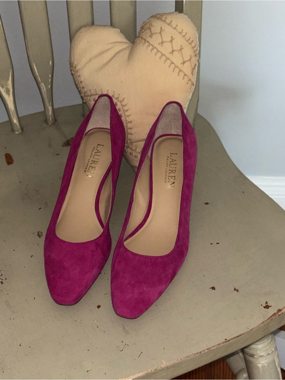 LAUREN Ralph Lauren 7 Fuchsia Suede Pointed-Toe Pumps